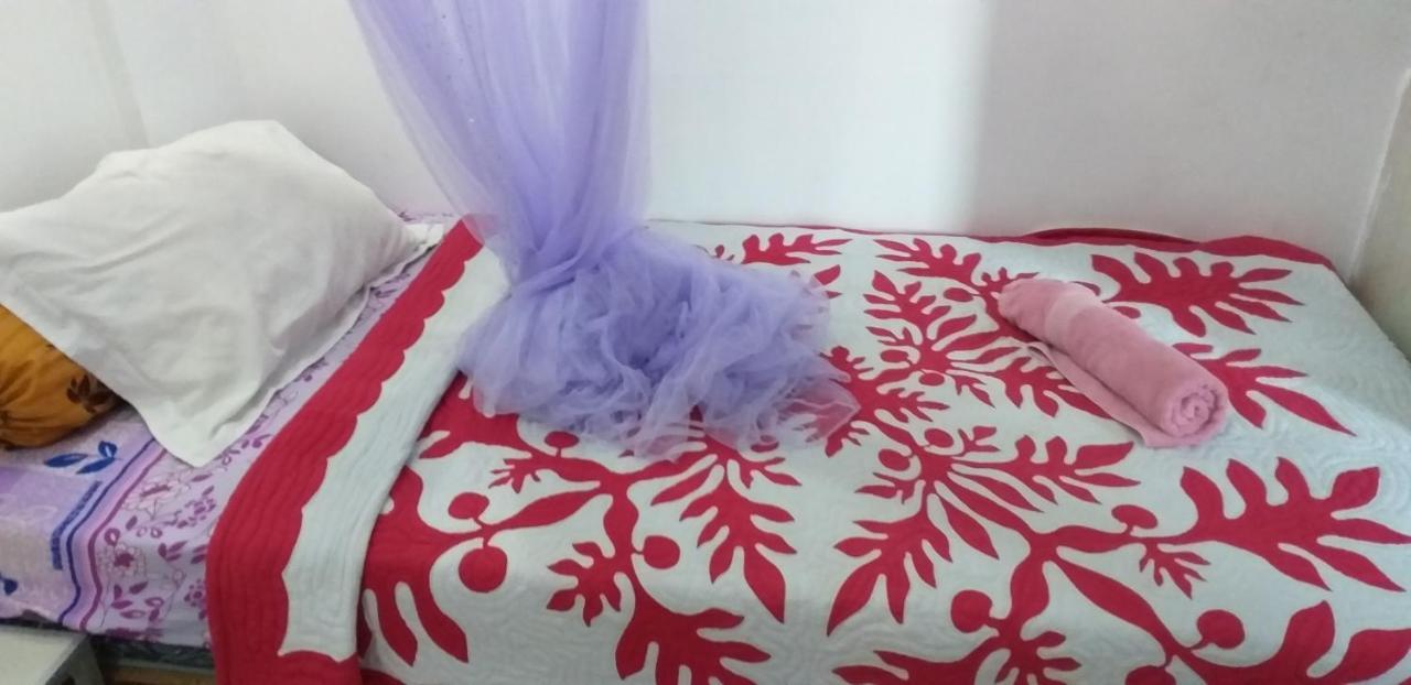 Amed Sari Beach Guesthouse Экстерьер фото